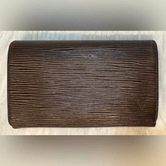 Louis Vuitton Vintage Brown Epi Leather Porte Monnaie Wallet VGUC