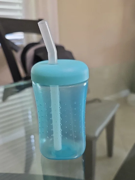 Aqua Reusable Party Sip Cup with Lid and Straw