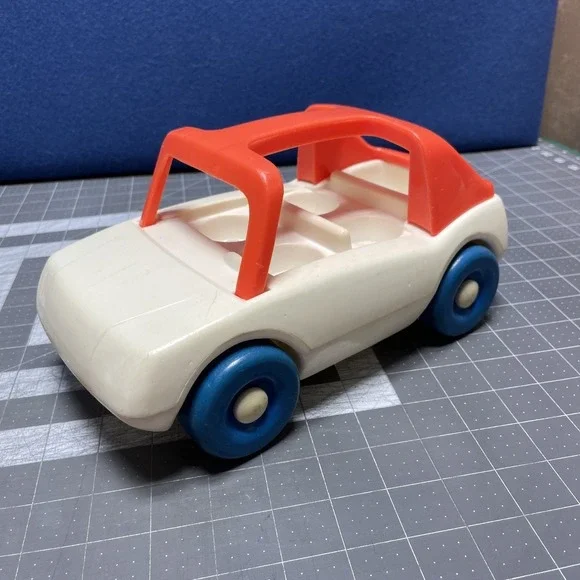 Little Tikes Chunky Car Toddler Tots Family Red White Sedan Carry Handle