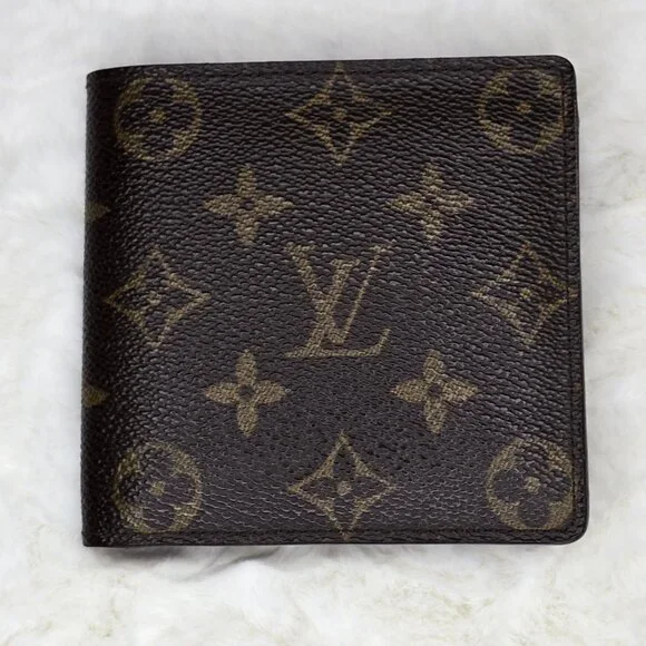 LOUIS VUITTON Folded Wallet Porte Vieille Credit Monet Monogram