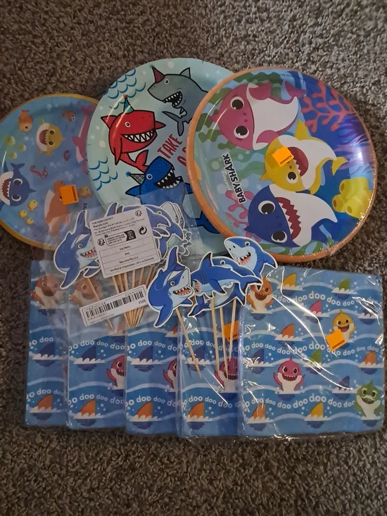 Baby Shark Blue Disposable Party Plates & Napkins Set - Kids Tableware
