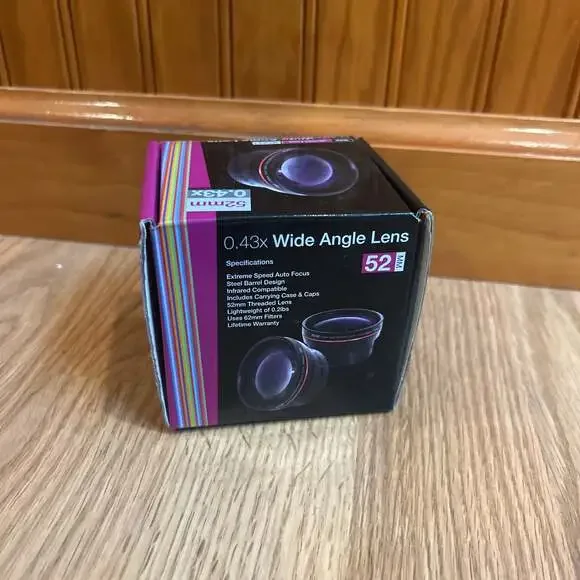 Vivitar Professional Wide Angle 52mm Autofocus Lens with Macro Series 1 New