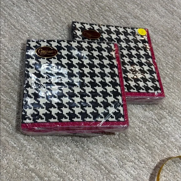 2 pkgs Caspar Laura Herringbone Napkins