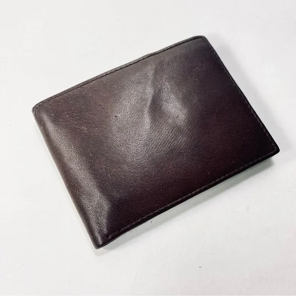 GNW Brown Leather Bifold Wallet NWT