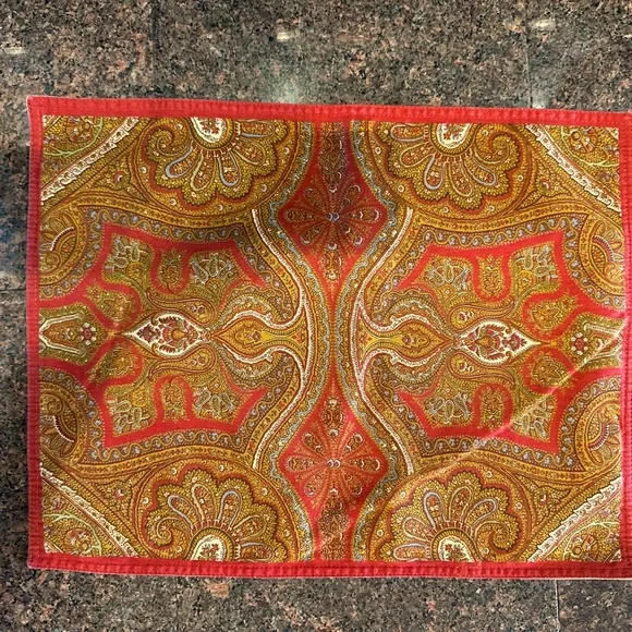 Williams Sonoma 8 Placemats