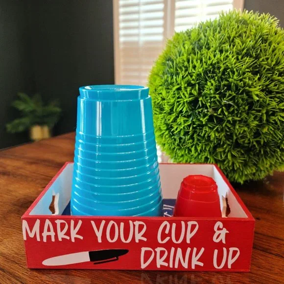 Holiday Mark Your Cup & Drink Up - Host Party Cup Organizer for disposable cups
