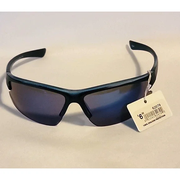 Piranha Kidz Wrap Sunglasses 100% UVA/UVB Protection Style # 62079