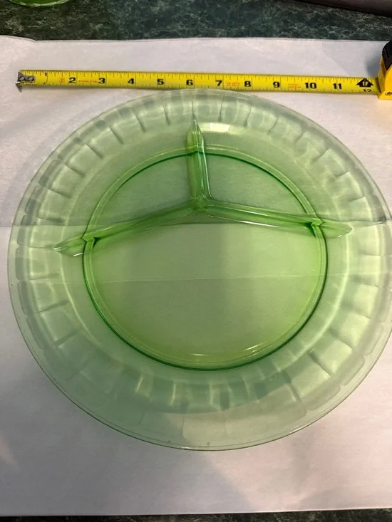 10 1/2 inch Uranium divided glass plate