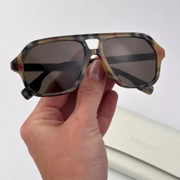 Burberry Kids JB4340 Sunglasses – Vintage Check Brown Pilot Frame | Model 377873
