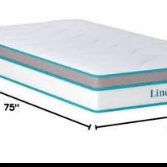 White and Gray Mattress