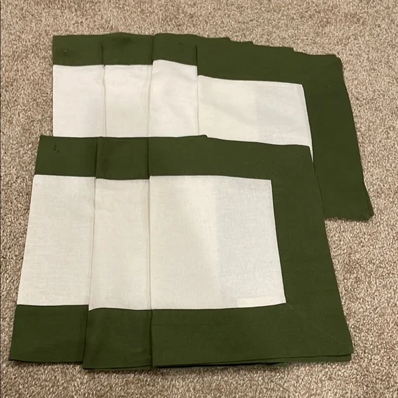 Williams Sonoma classic border placemats (part linen)