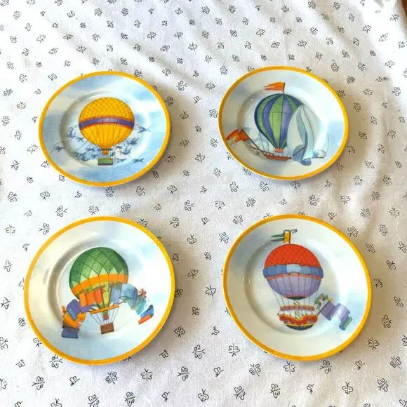 Williams Sonoma Hot Air Balloon Montgolfière Salad Plates x4 wall decor