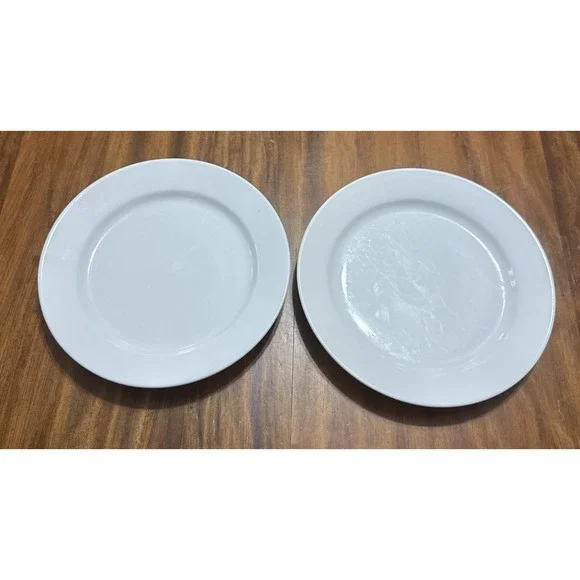 Lot 2 Williams Sonoma Essential Solid White Salad Luncheon Plate 9