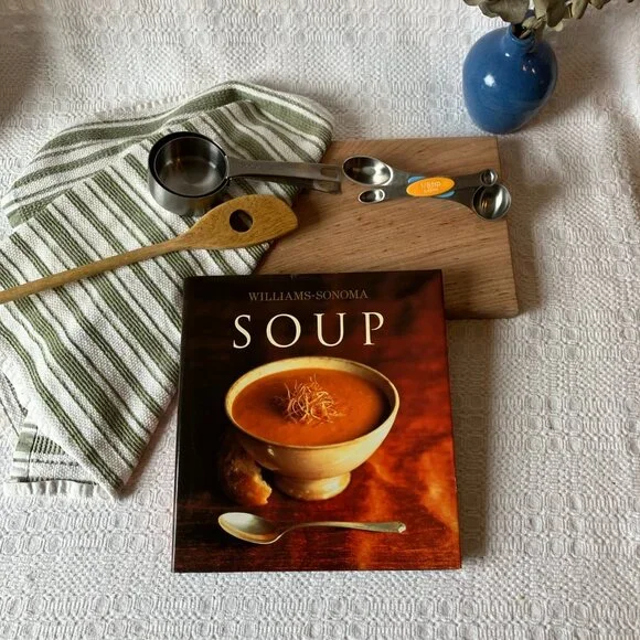 Williams-Sonoma Soup Cookbook