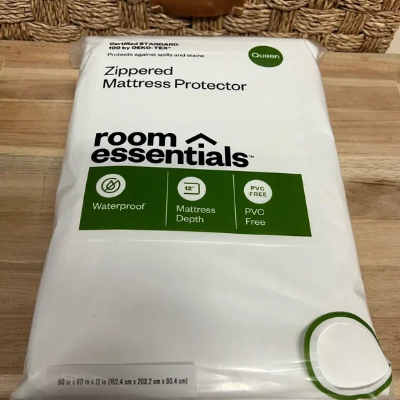 QUEEN Mattress Zippered Protector Waterproof, 12