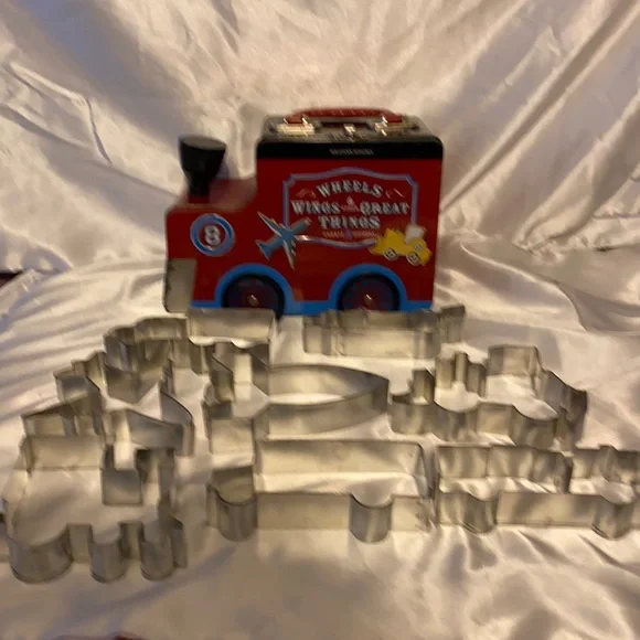 Williams Sonoma cookie cutter set