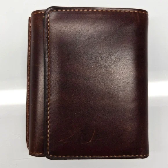 Johnston & Murphy Trifold Leather Wallet Luggage Brown Classic Compact ID Window