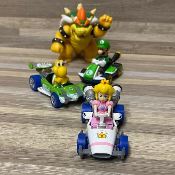 Mario Kart Toy Set Nintendo hot Wheels with bowsers Luigi princess peach 1 up