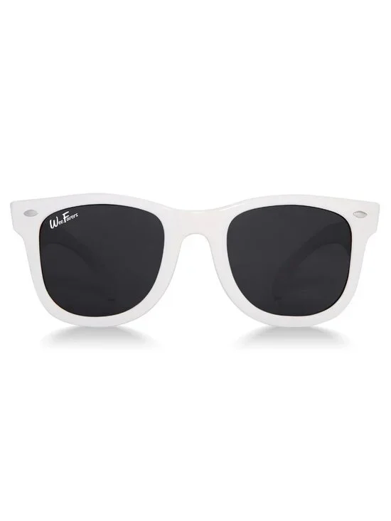 WEEFARERS Original White Sunglasses Size Ages 7-12 NEW NIB