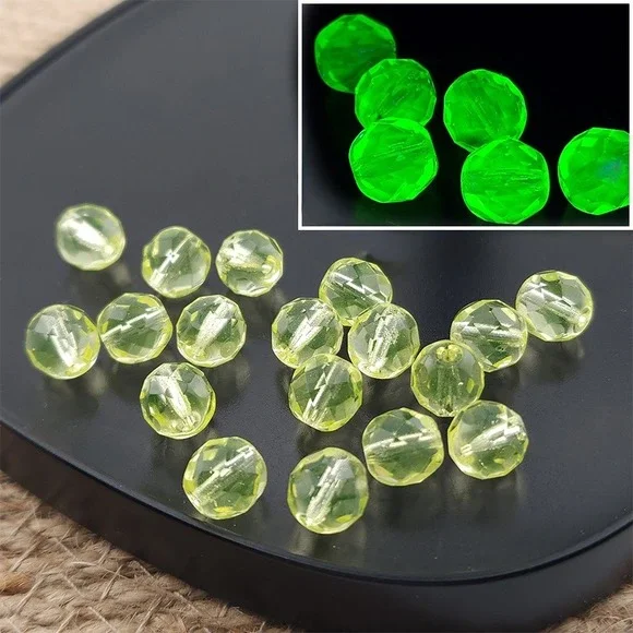 20pcs Vaseline‎ Uranium 8MM Glass Beads UV Light Reactive Firepolish Czech Glass
