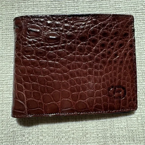 Bi-Fold Authentic Crocodile Leather Wallet