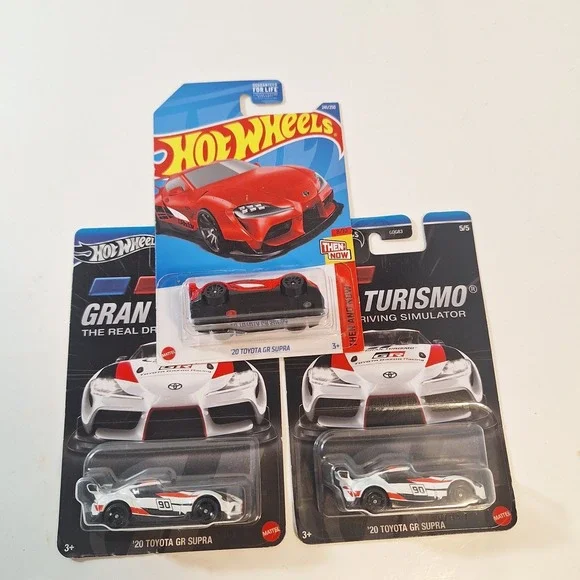 Hot Wheels 20 Toyota Supra Gran Turismo/ Red Supra