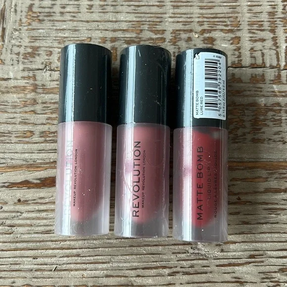 Makeup Revolution Liquid Lip Bundle
