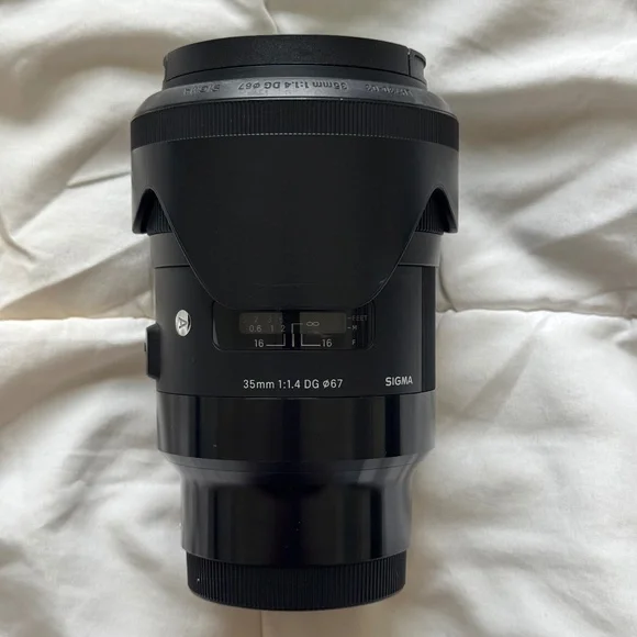 Sigma 35mm f1.8 Lens