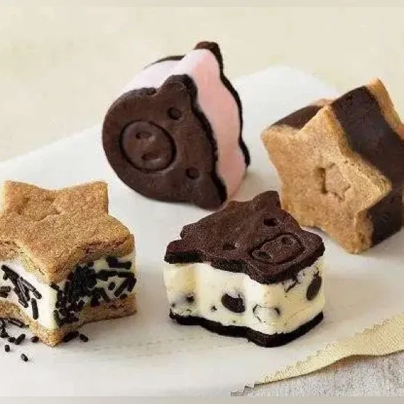 Williams Sonoma Barnyard Animal Shaped Ice Cream Sandwich Molds