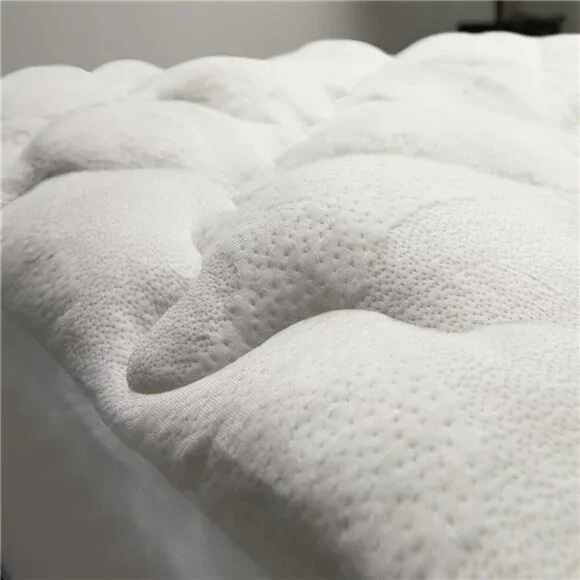 Cheer Collection Full Size Mattress Topper – Thick, Plush, and Cooling Mattress