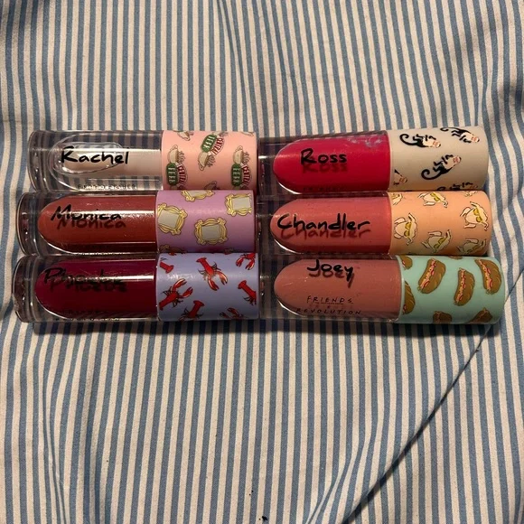 FRIENDS X Revolution Themed Lipstick Set