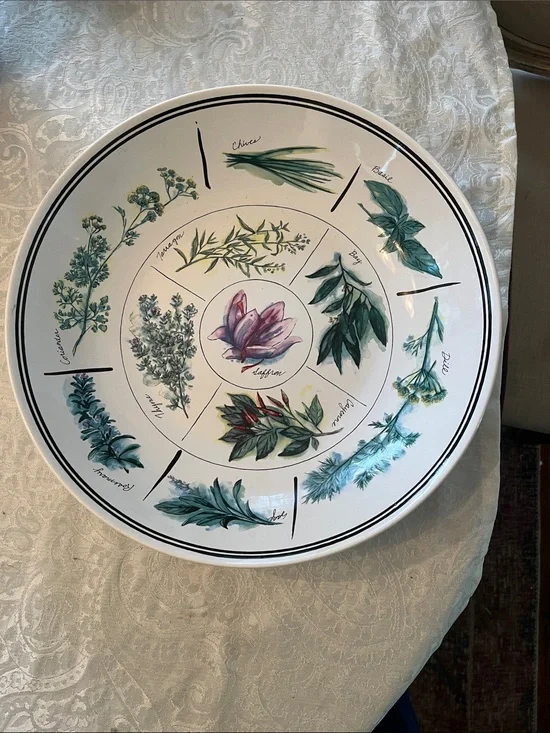 Williams-Sonoma White Ceramic Pasta Dish with Black Logo Stamp EUC