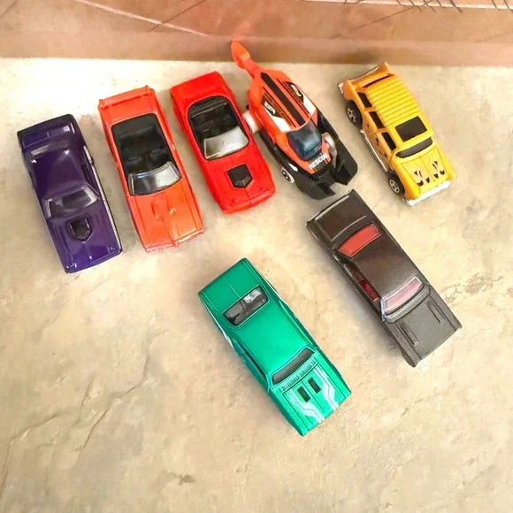 Hot Wheels Diecast‎ Car Lot Vintage Toy Cars Bundle 7 Pieces