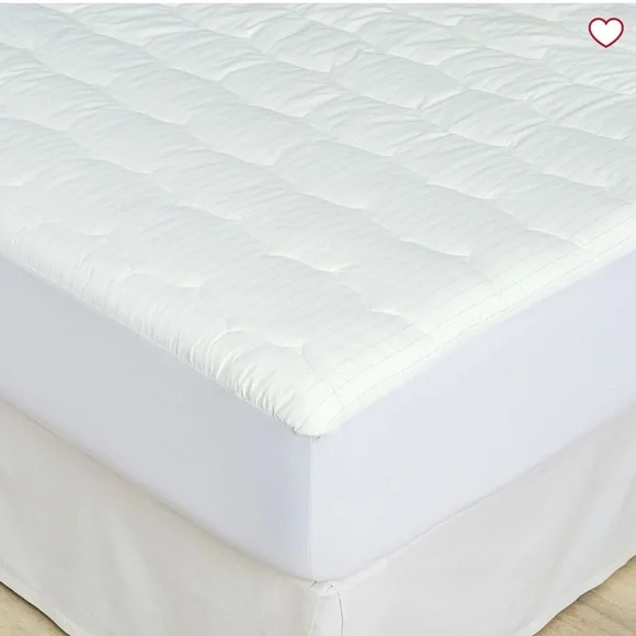 Pottery Barn Teen Stay Chill Mattress Pad Dorm bedding