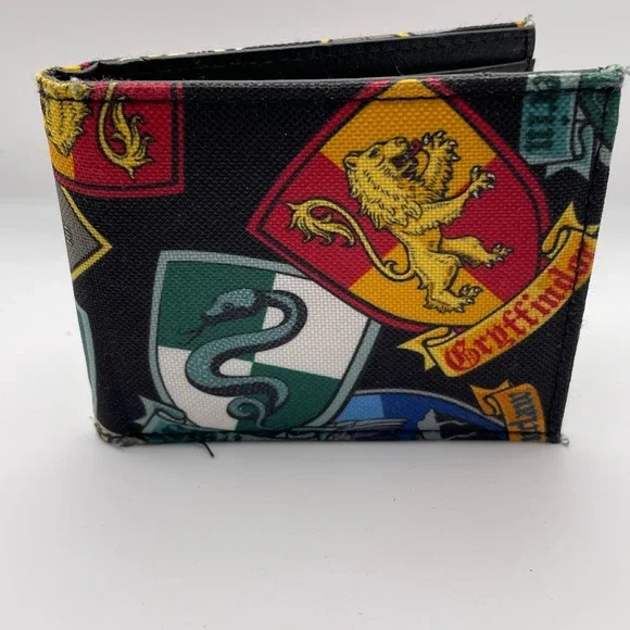 Harry Potter Bioworld Hogwarts House Bifold Wallet House Crests