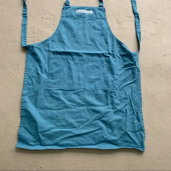 Williams Sonoma Teal Apron for an Adult