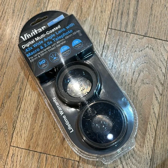 New Vivitar digital lens set