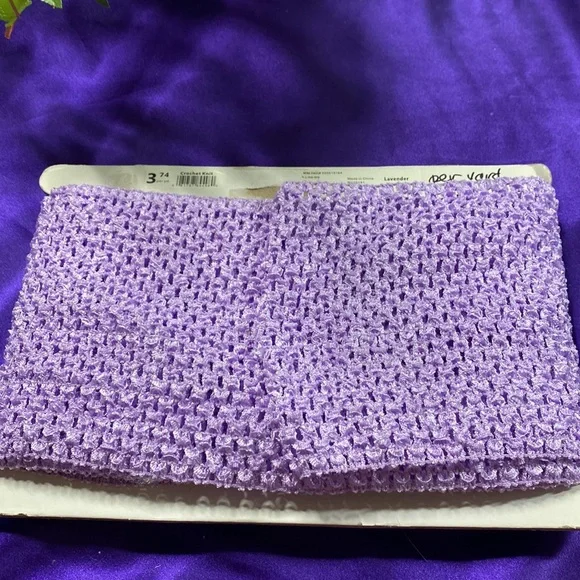 New 📌 Crochet Knit Deco Lace Lavender 3 yards