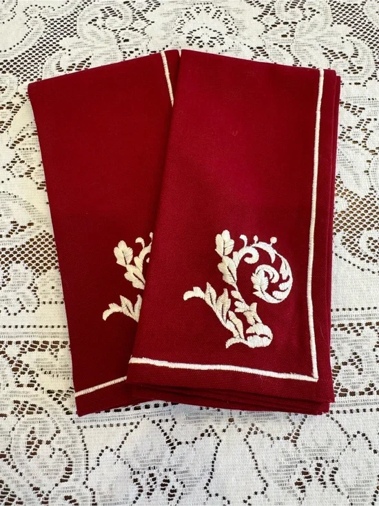 Williams Sonoma Set of 2 Embroidered Napkins Burgundy w/ White Scroll EUC