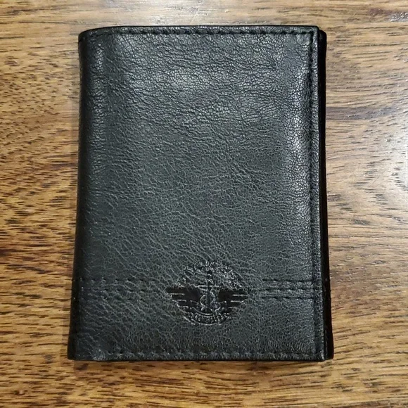 Mens Dockers black logo embossed trifold wallet