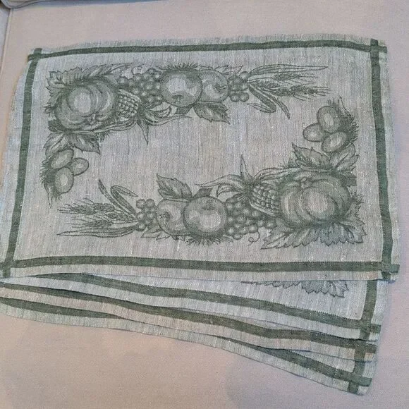 Williams Sonoma Green Linen Autumnal Harvest Fabric Placemats, Set of 4