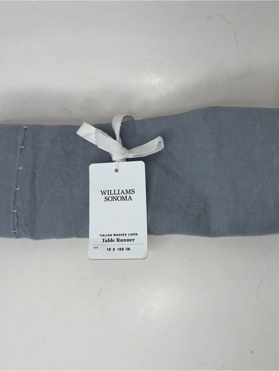 Williams Sonoma ITALIAN WASHED LINEN Table Runner 18” x 108” Dove Gray NWT