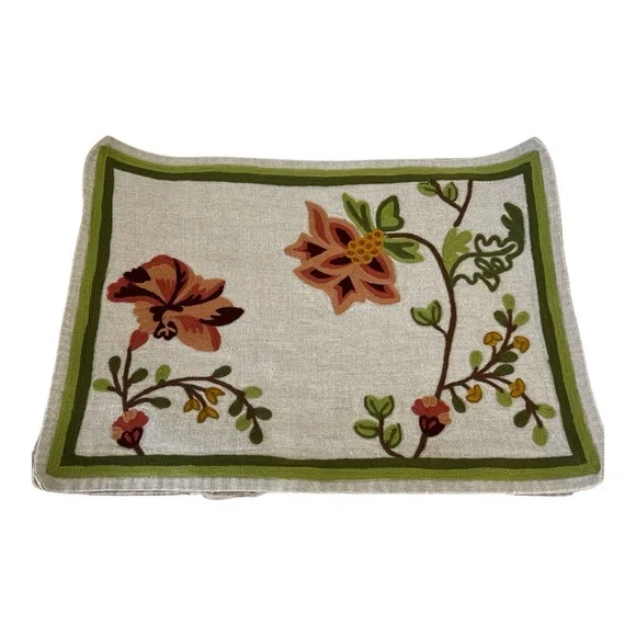 Williams Sonoma Crewel Embroidered Autumn Flowers Linen Placemats Set of 5