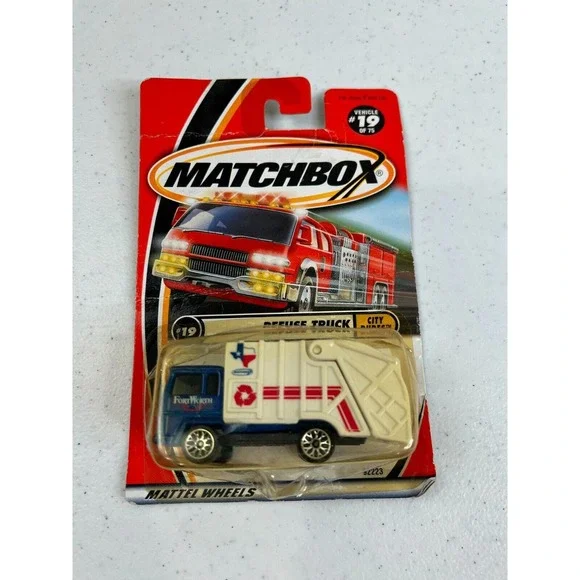 Matchbox 2001-19/75 Kids Red White City Dudes 1:64 Scale Garbage Refuse‎ Truck