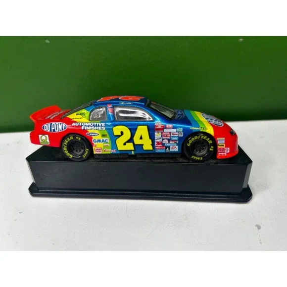 Jeff Gordon 24 DuPont NASCAR Chevrolet Monte Carlo Diecast 1998 Hasbro Display