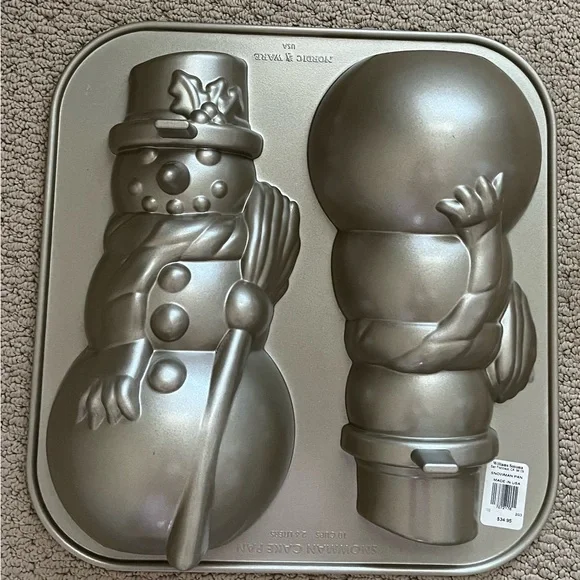 NWT Williams-Sonoma 3-D Snowman Cake Pan by Nordic Ware Holiday Baking Mold USA