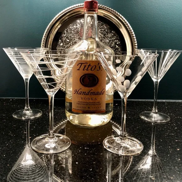 Cocktail glasses etched lead free crystal set of four Williams Sonoma