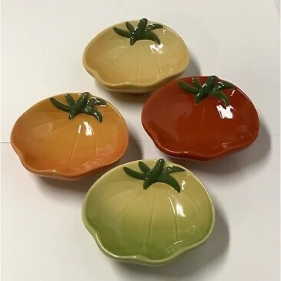Williams Sonoma harvest 4-Serving Dishes Tomato Shaped Condiment Appetizer Set