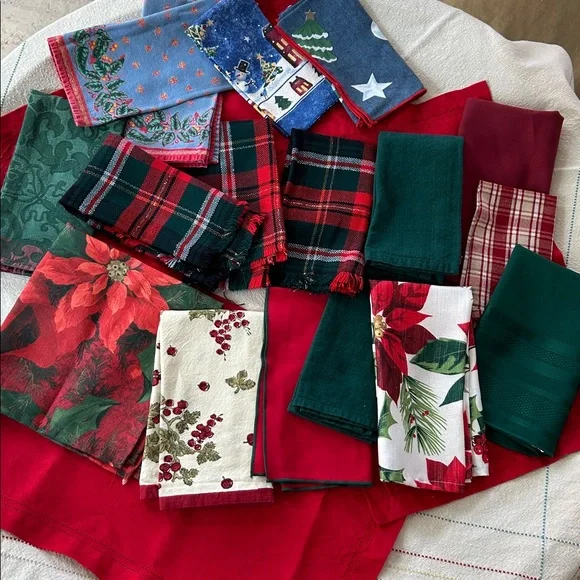26 Christmas Cloth Napkins (Assorted) + 3 Williams Sonoma Red Linen Placemats