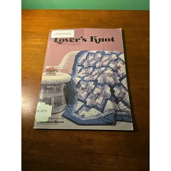 Lover's Knot Quilt by Burns, Eleanor